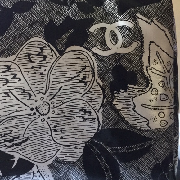 CHANEL O-CASE TOILE IMPRIMEE-STUNNING🌻NWT - Picture 6 of 8